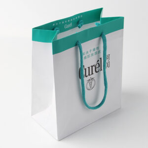 Judge the strength of electronic gift bag factory with a piece of paper