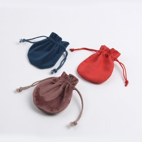 What are the common materials for small gift drawstring bag?