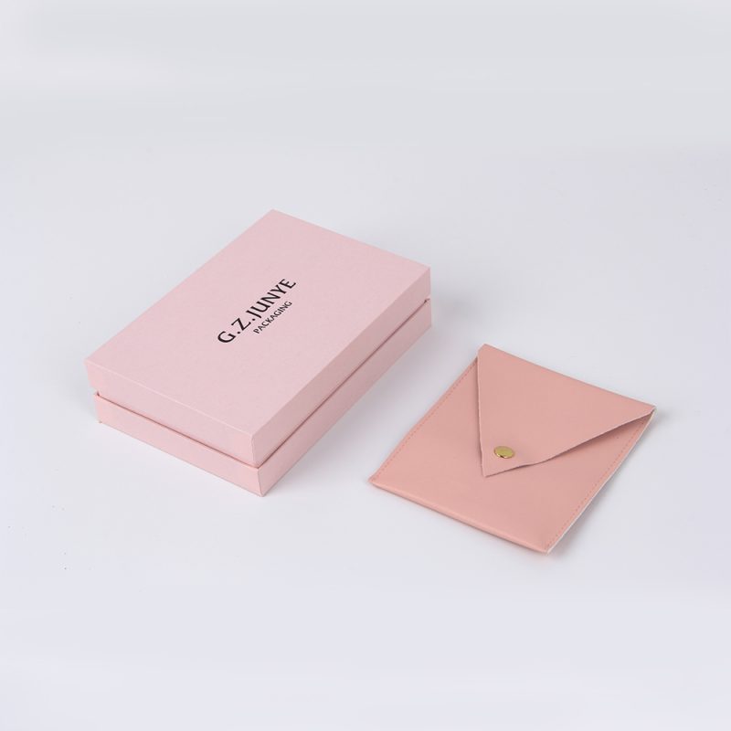 Common jewelry ring packaging accessories