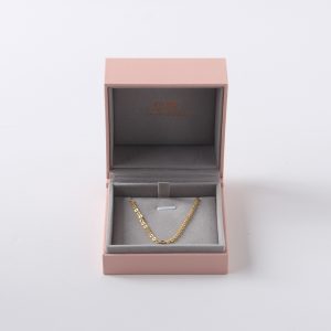 Enhance the value of your product with a jewelry necklace box.