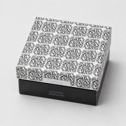 Angled view of the closed telescopic lid box showing the printed lid skirt